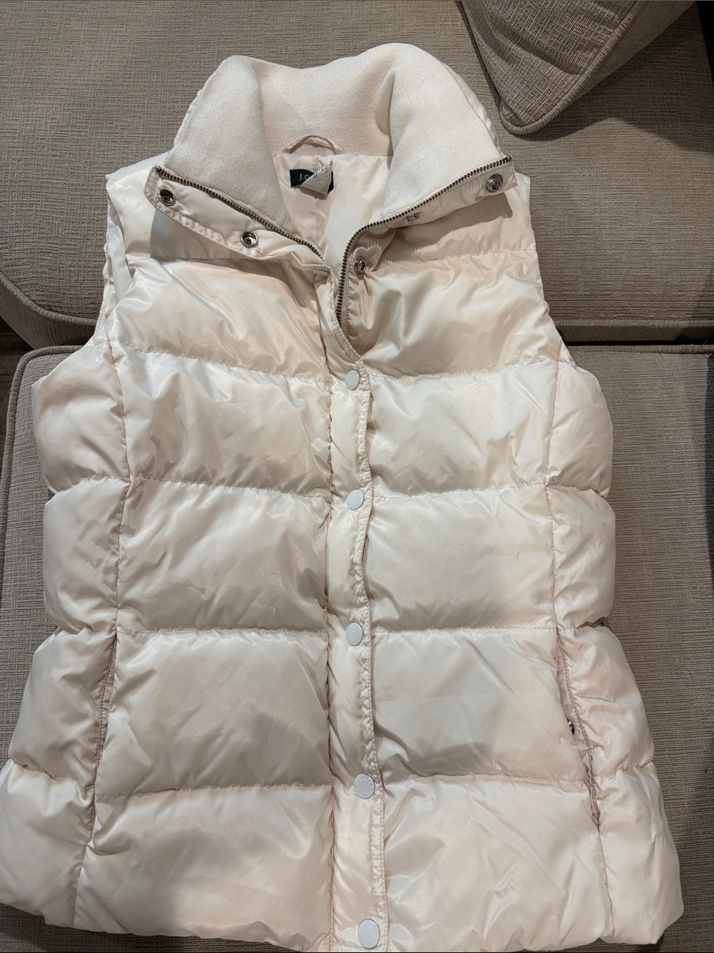 Women's Puffer Vest - Cream Lightweight Quilted 80% Down Filled
